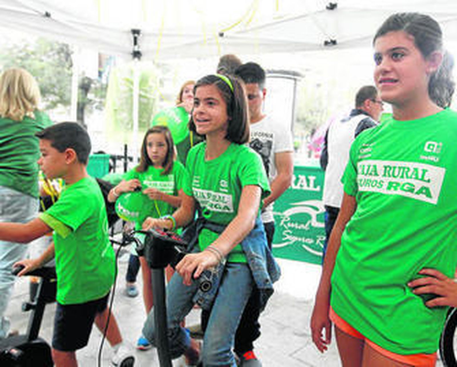 Se dispuso de tres bicicletas para los adultos y dos para los más pequeños.