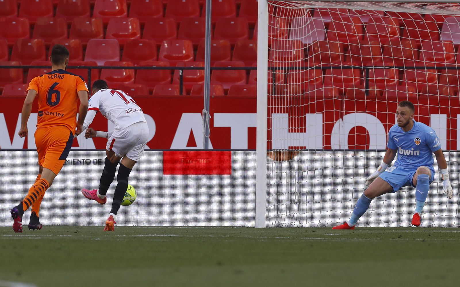 Las imágenes del Sevilla-Valencia