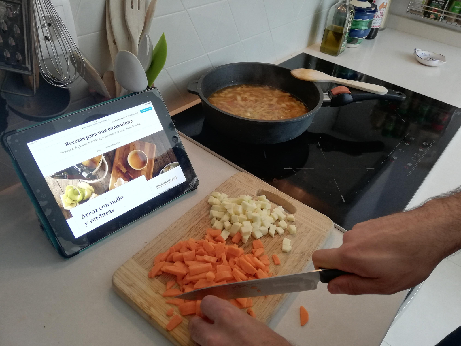Un centenar de recetas alberga el blog de los estudiantes de Nutrición de la UPO.