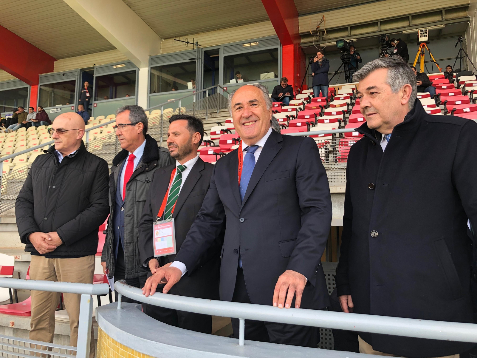 El alcalde de Algeciras, José Ignacio Landaluce, en el Nuevo Mirador antes del España-Austria.