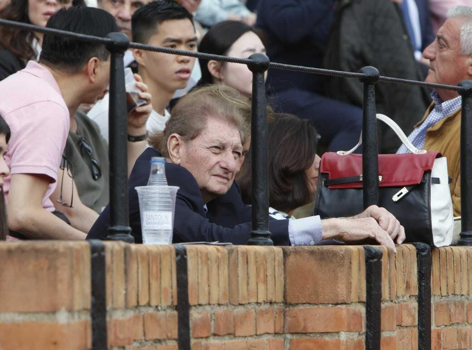 Las imágenes de la corrida de toros del Domingo de Resurrección en Sevilla