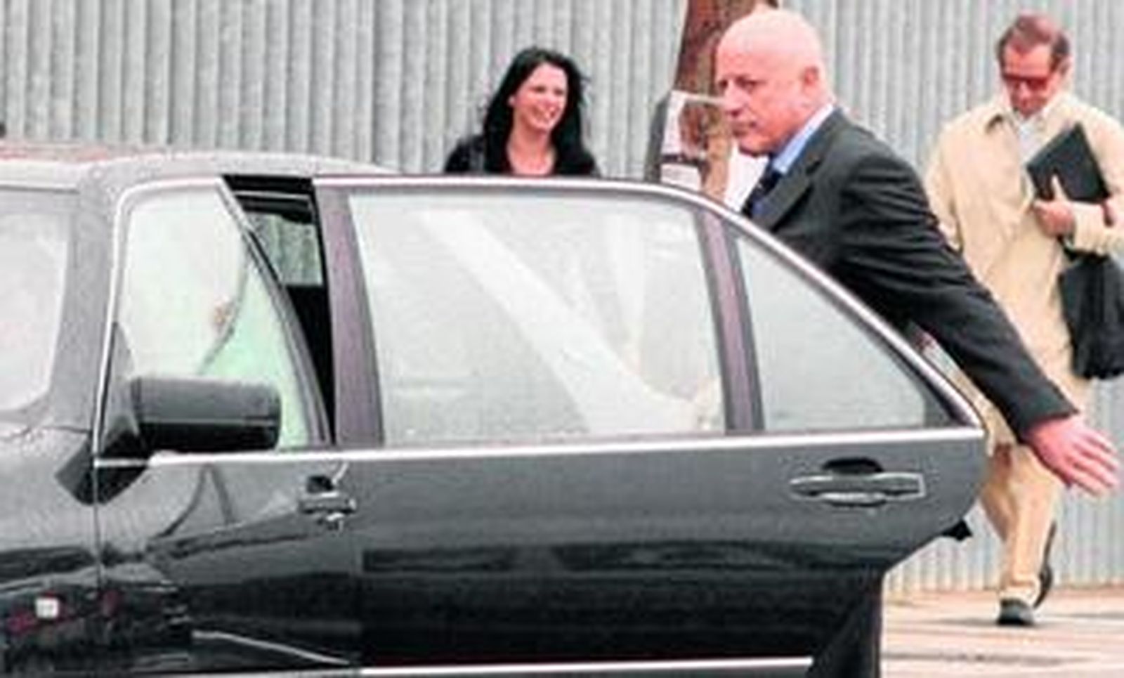 Tomás Olivo, a la salida de la Ciudad de la Justicia de Málaga, en una de sus comparecencias.