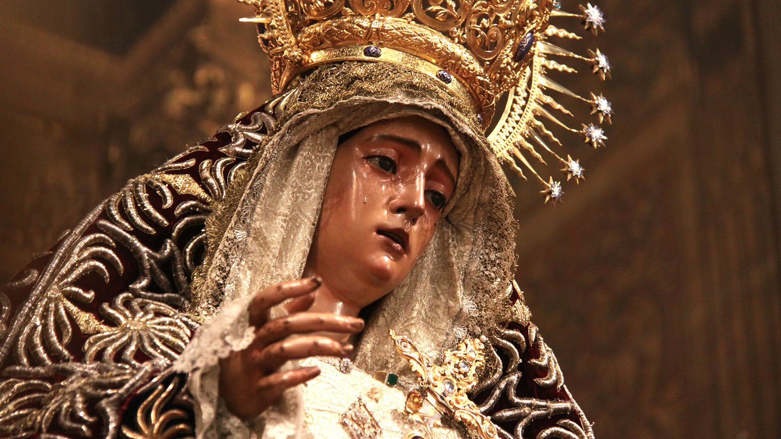 La Virgen del Valle en solemne veneración
