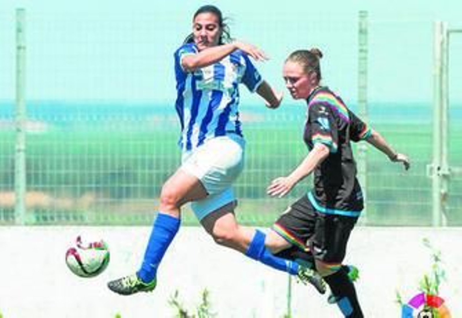 Cristina Martín-Prieto, en una jugada del encuentro entre el Sporting Cajasol y el Rayo Vallecano.