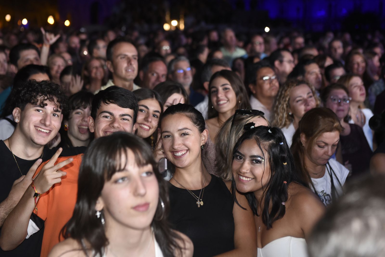 Búscate en el concierto de Seguridad Social y Hombres G de Icónica