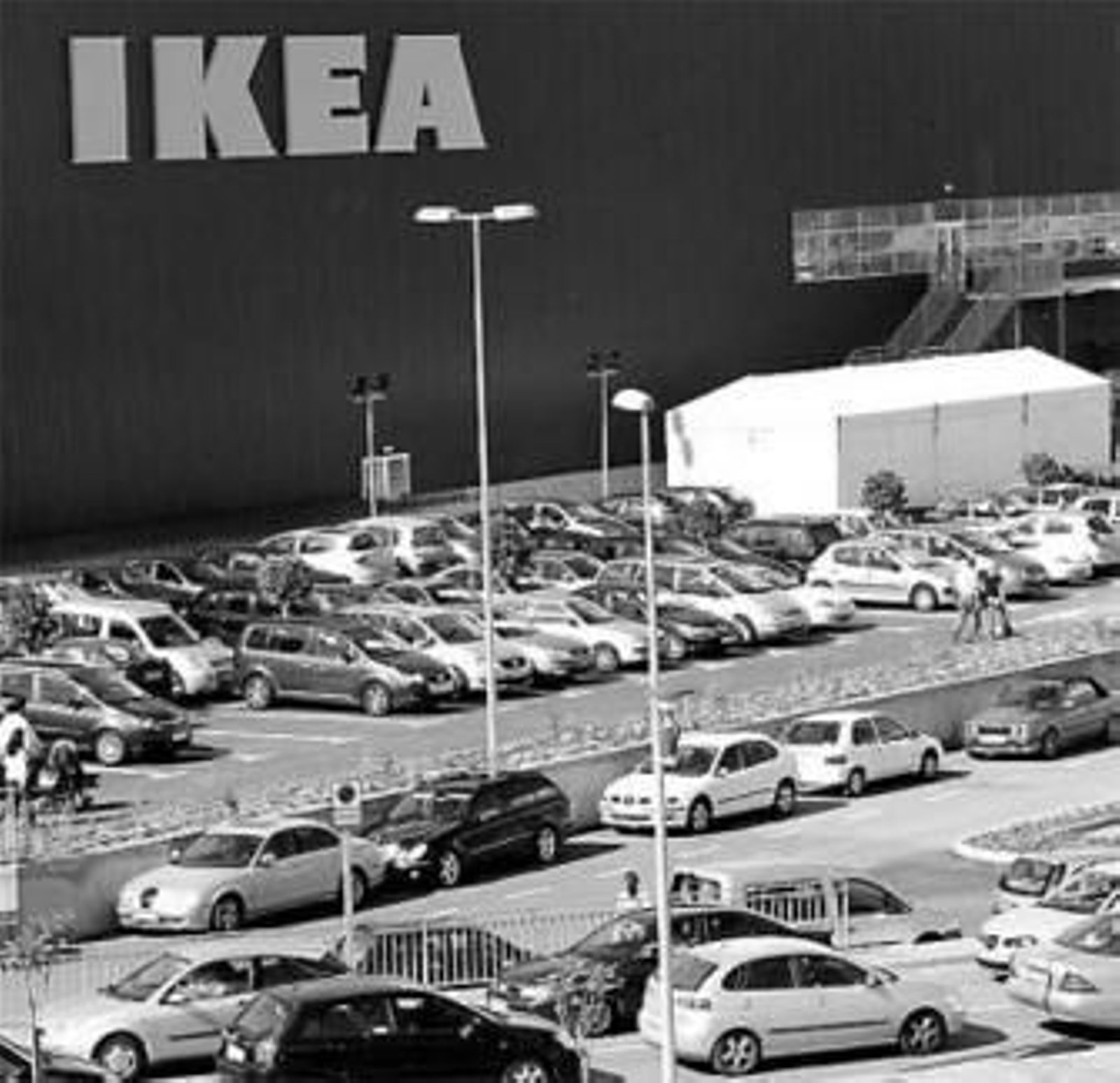 Imagen del aparcamiento de Ikea.