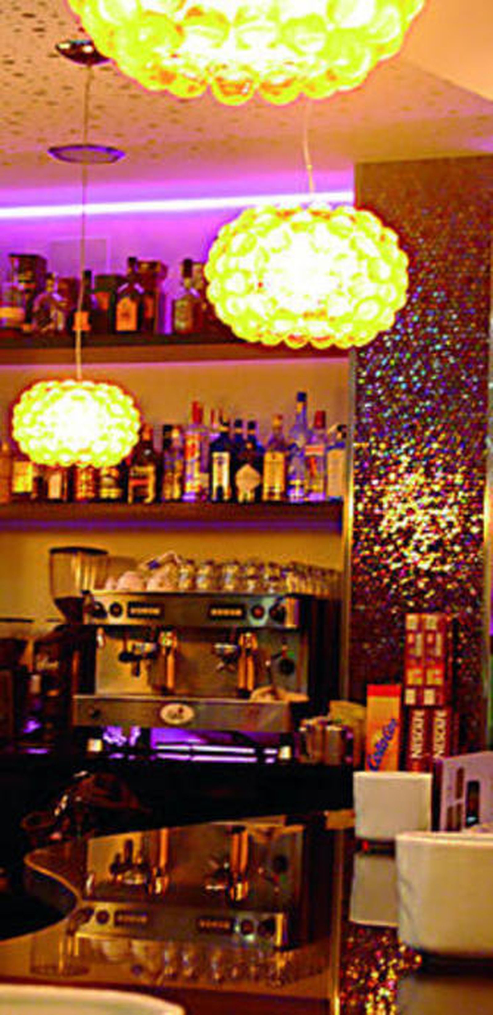 Lunch Bar Gran PereNuevo giro del tapeo en Almería