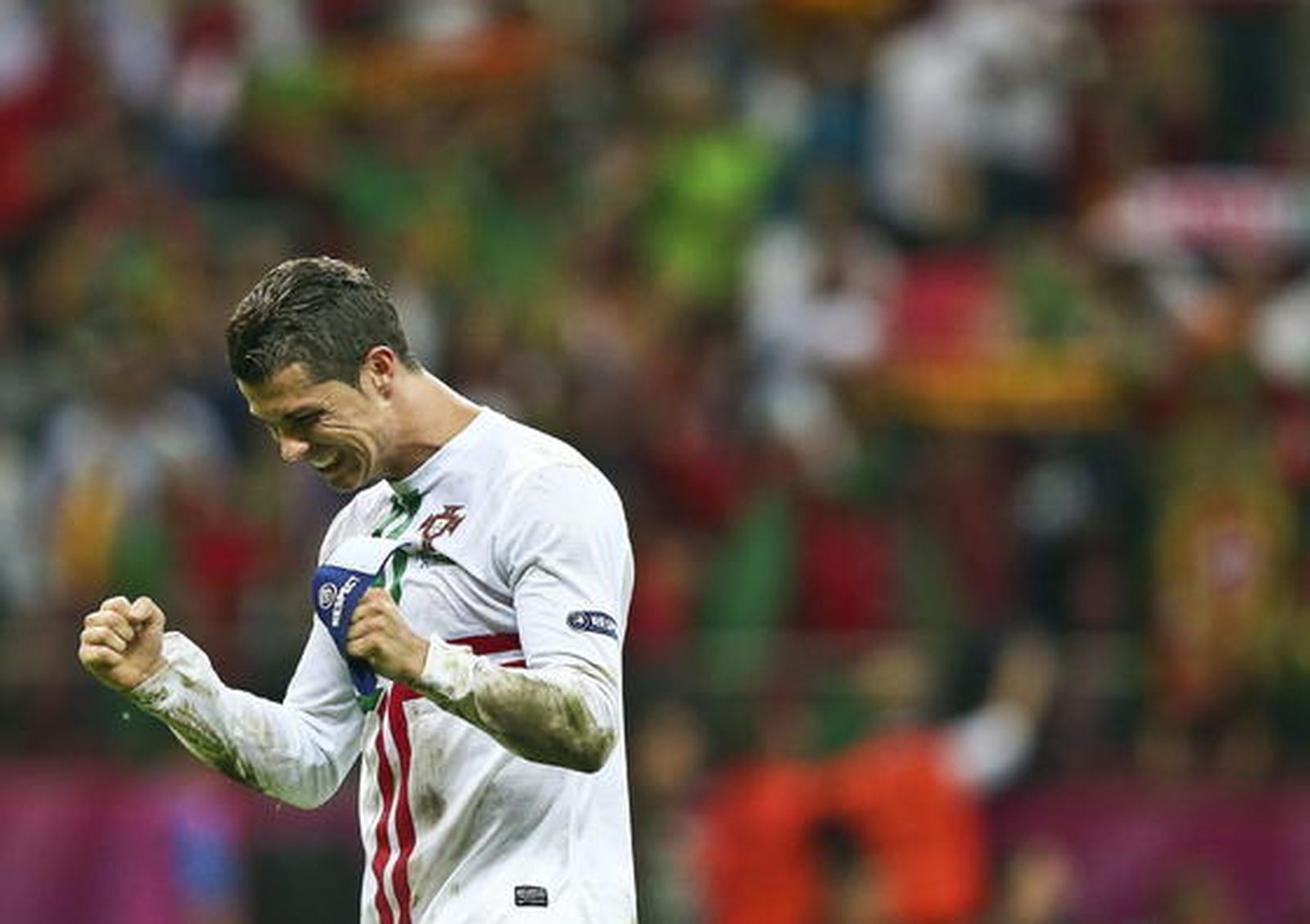 Un gol de Cristiano Ronaldo pone a Portugal en las semifinales de la Eurocopa.

Foto: EFE