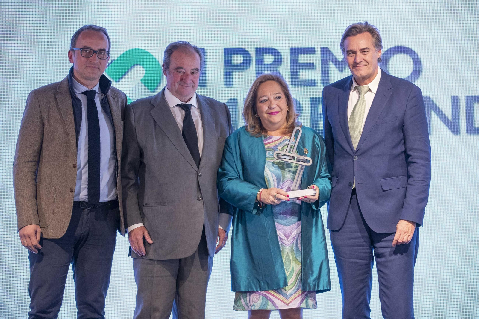 Todas las imágenes de la entrega de los Premios Imprescindibles por Granada Hoy y Fundación Unicaja