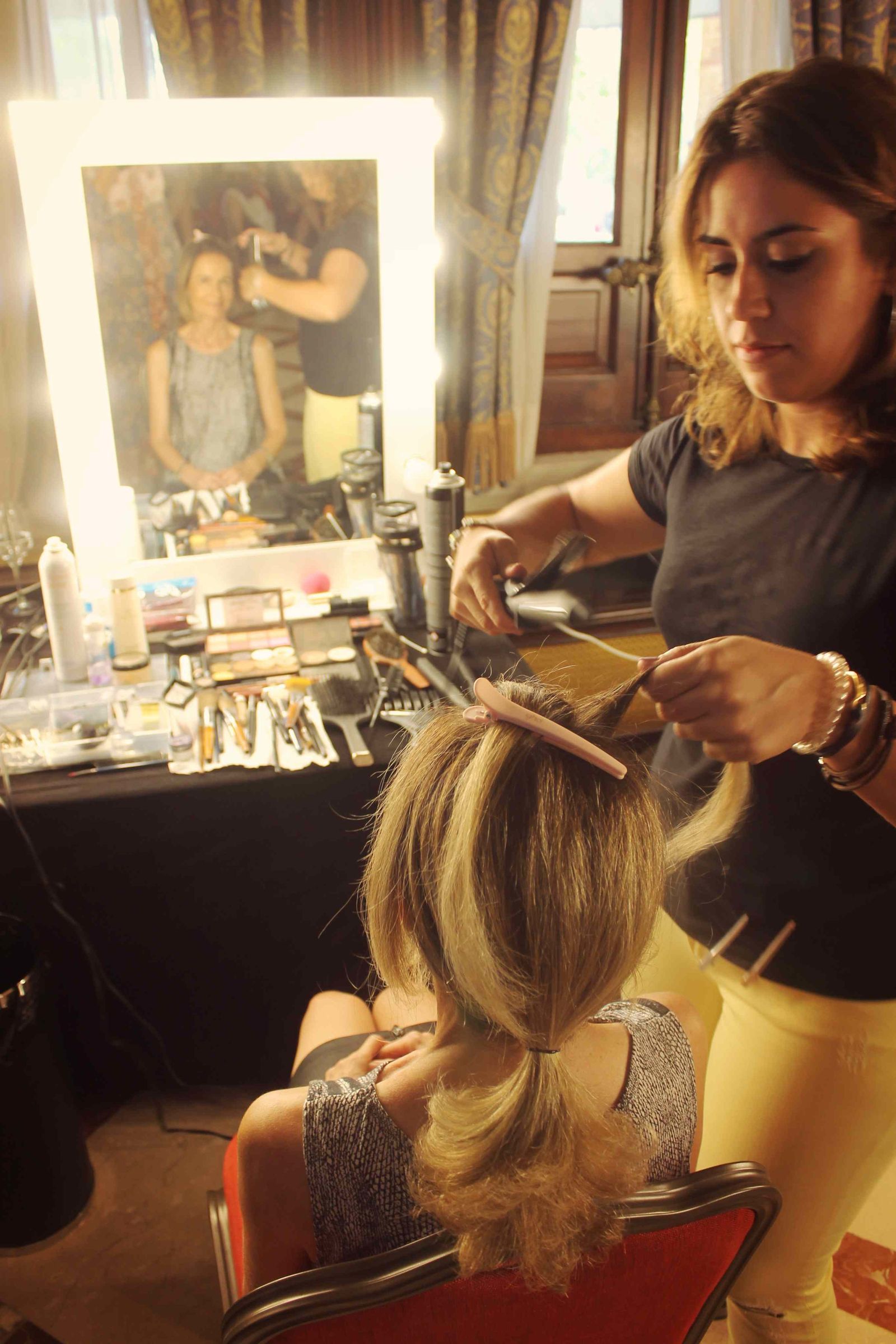 El evento de 'Las chicas del cable' al que asistieron las ganadoras de nuestro concurso