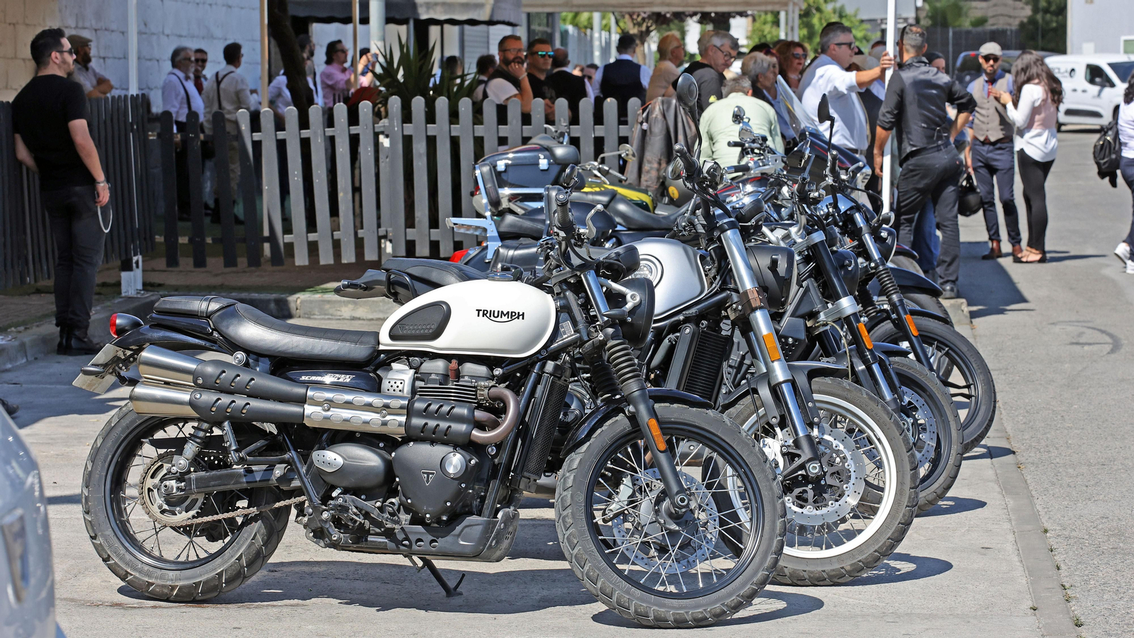 Búscate en el evento motero solidario "The Distinguished Gentleman´s Ride" en Jerez