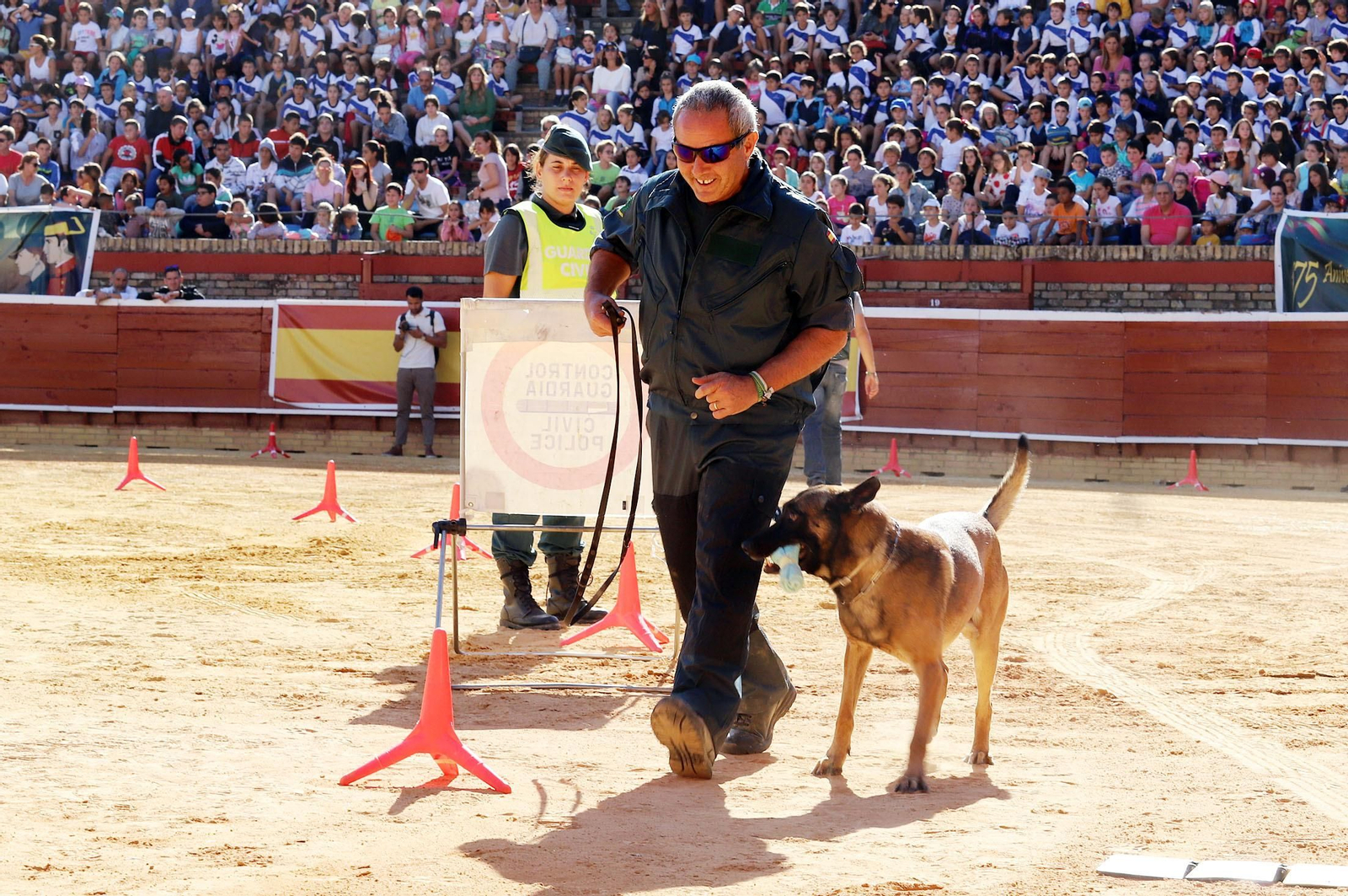 Imágenes de la jornada de puertas abiertas de la Guardia Civil