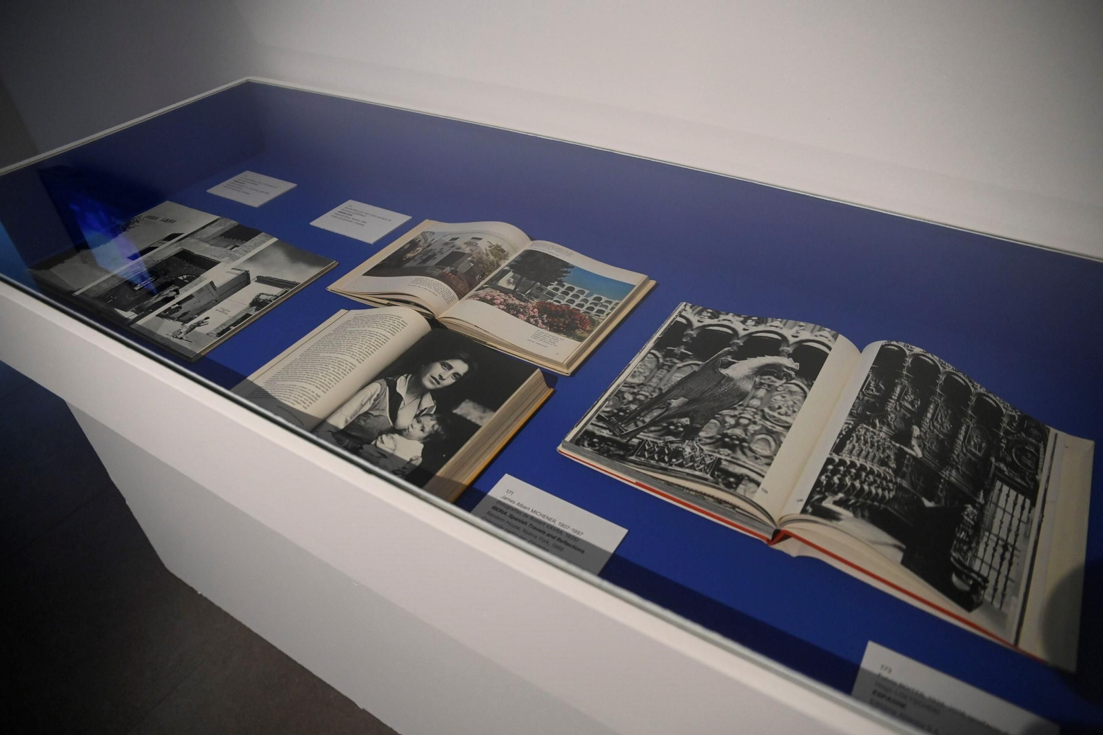 La exposición 'Córdoba 1924-2000. La ciudad y el tiempo de Rafael de La-Hoz', en imágenes