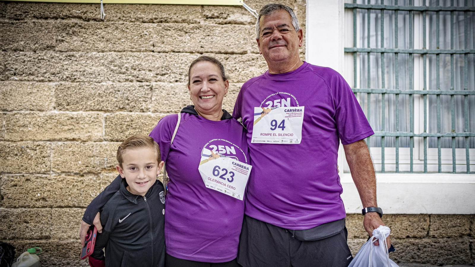 Búscate entre las imágenes de la III Carrera de Cádiz por la Eliminación de la Violencia contra las Mujeres