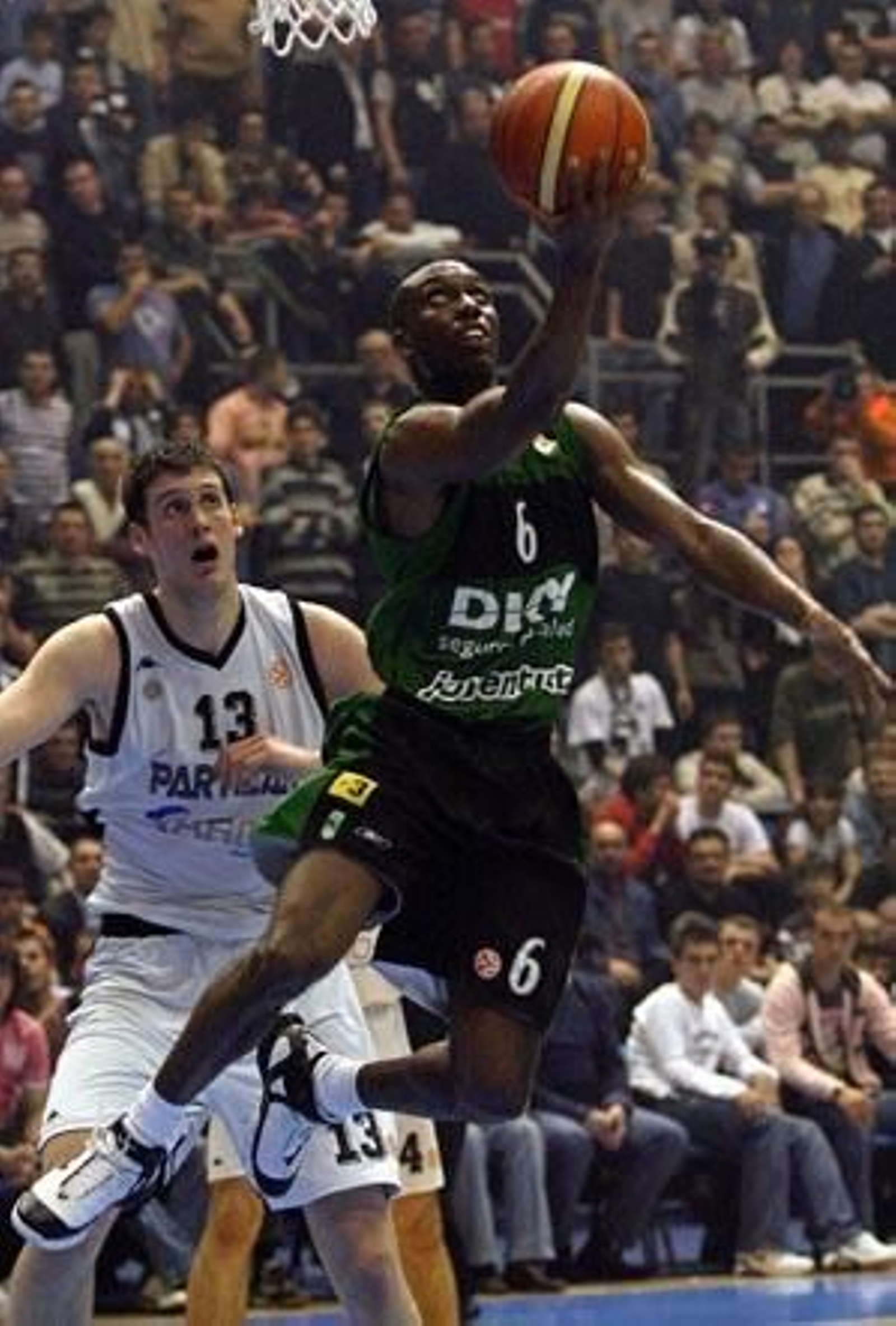 El Cajasol ficha al veterano Elmer Bennett