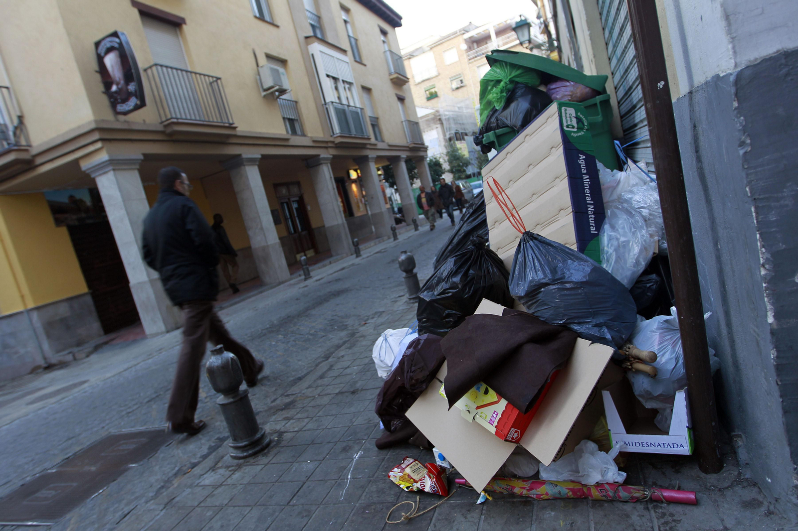 El mapa de ruidos de Granada y la finalización de los pliegos del contrato de limpieza, sin crédito