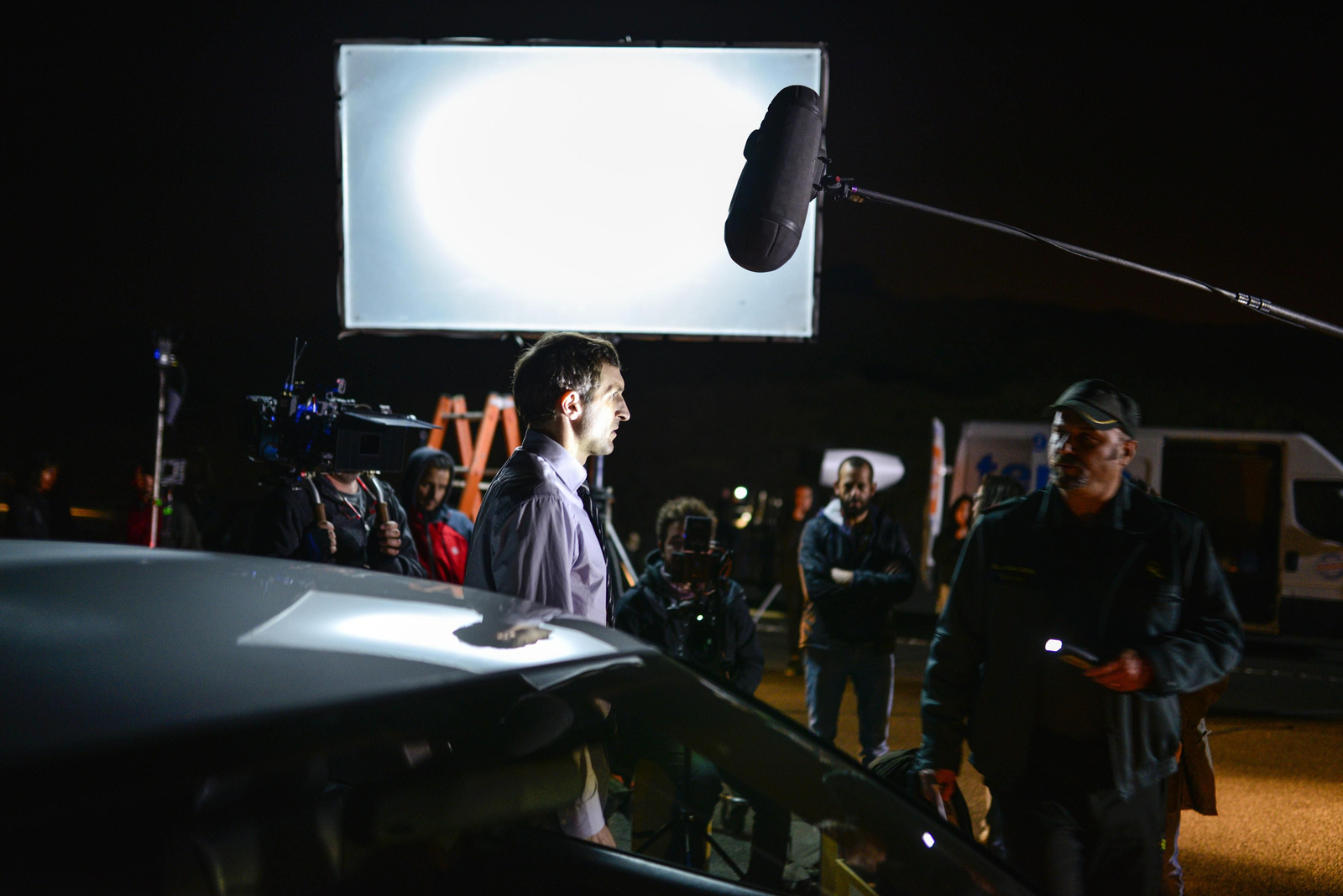 Julián Villagrán, en el rodaje de 'Cuando los ángeles duermen', de Gonzalo Bendala.