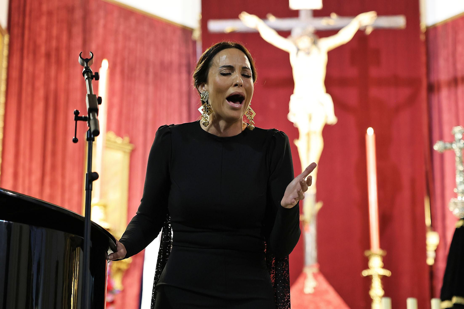 Imágenes de la la XXX edición de la Exaltación a la Saeta de Huelva