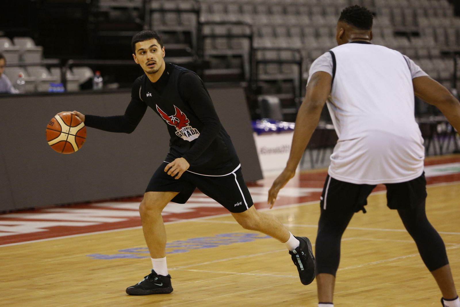 Carlos Corts, en un entrenamiento en el Palacio de Deportes.