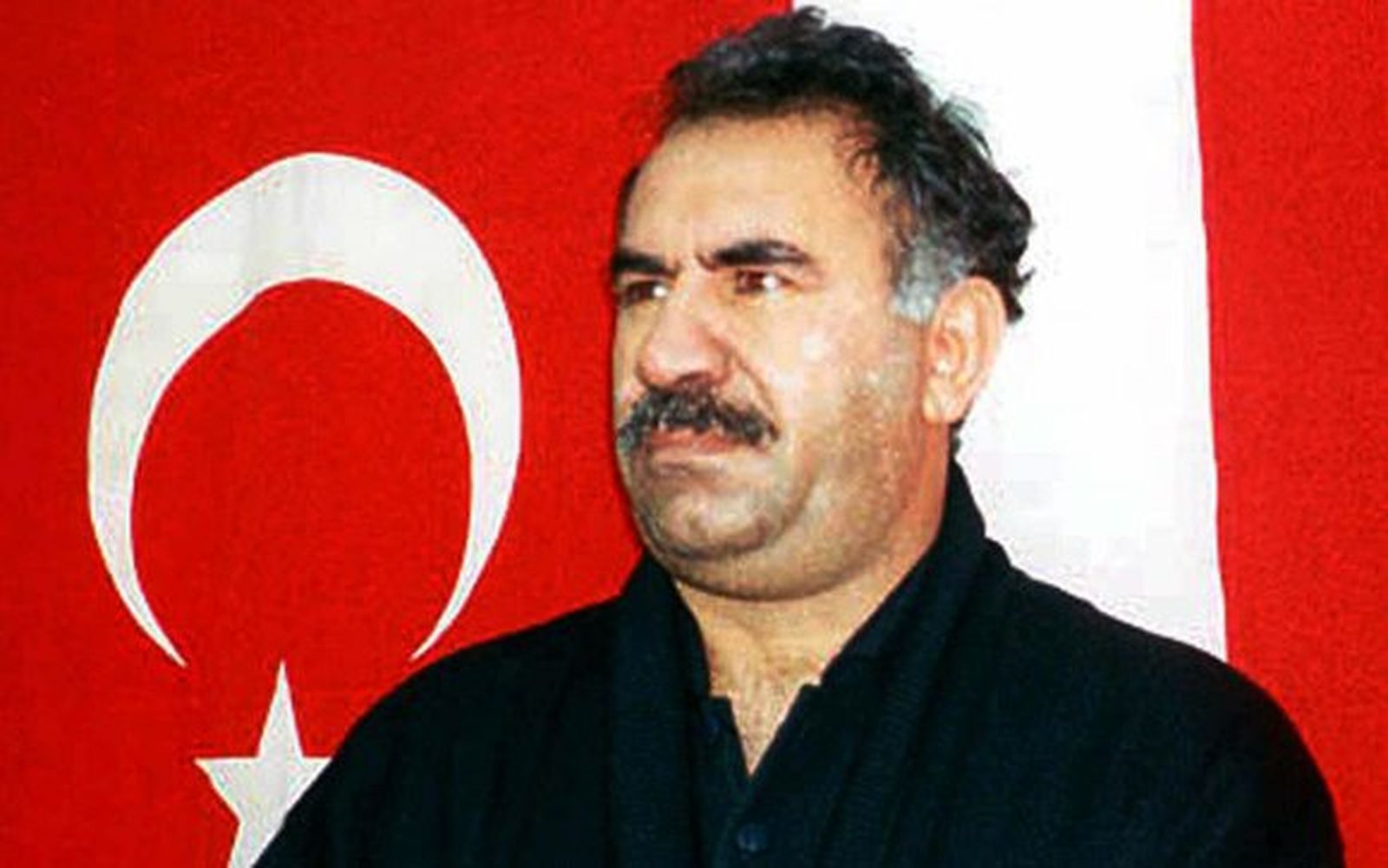 El líder del grupo armado PKK, Abdullah Ocalan, pide dejar las armas