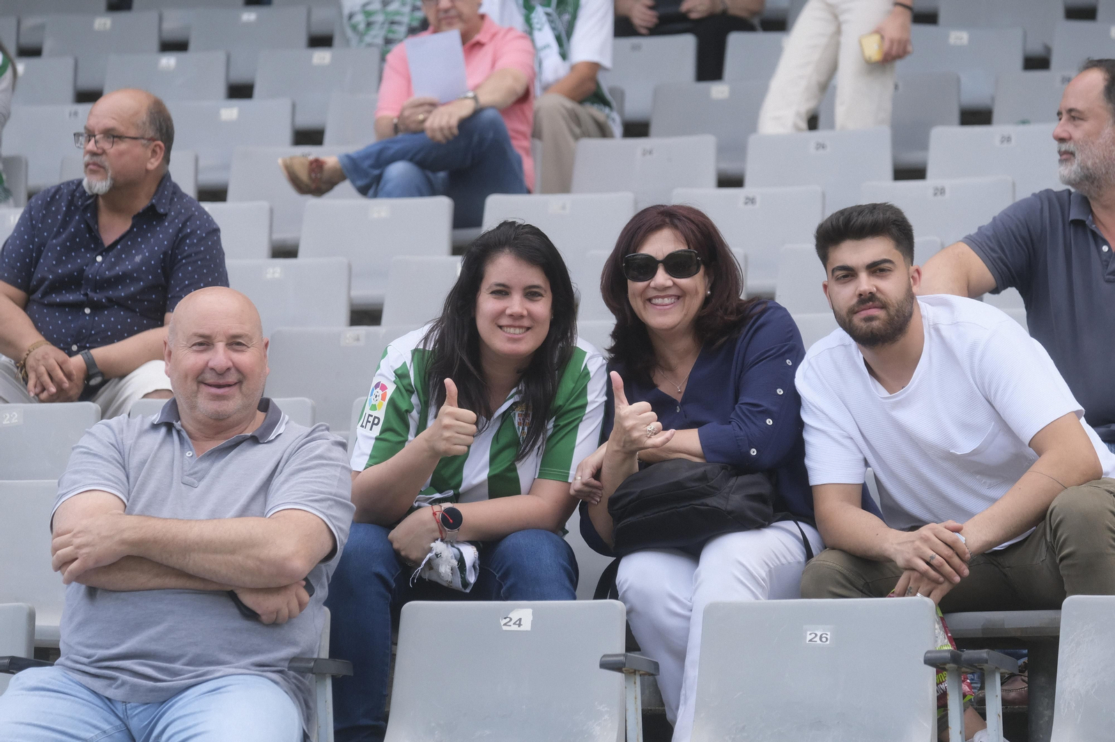 Las mejores fotos del ambiente en El Arcángel en el Córdoba CF - San Fernando Las mejores fotos del ambiente en El Arcángel en el Córdoba CF - San Fernando