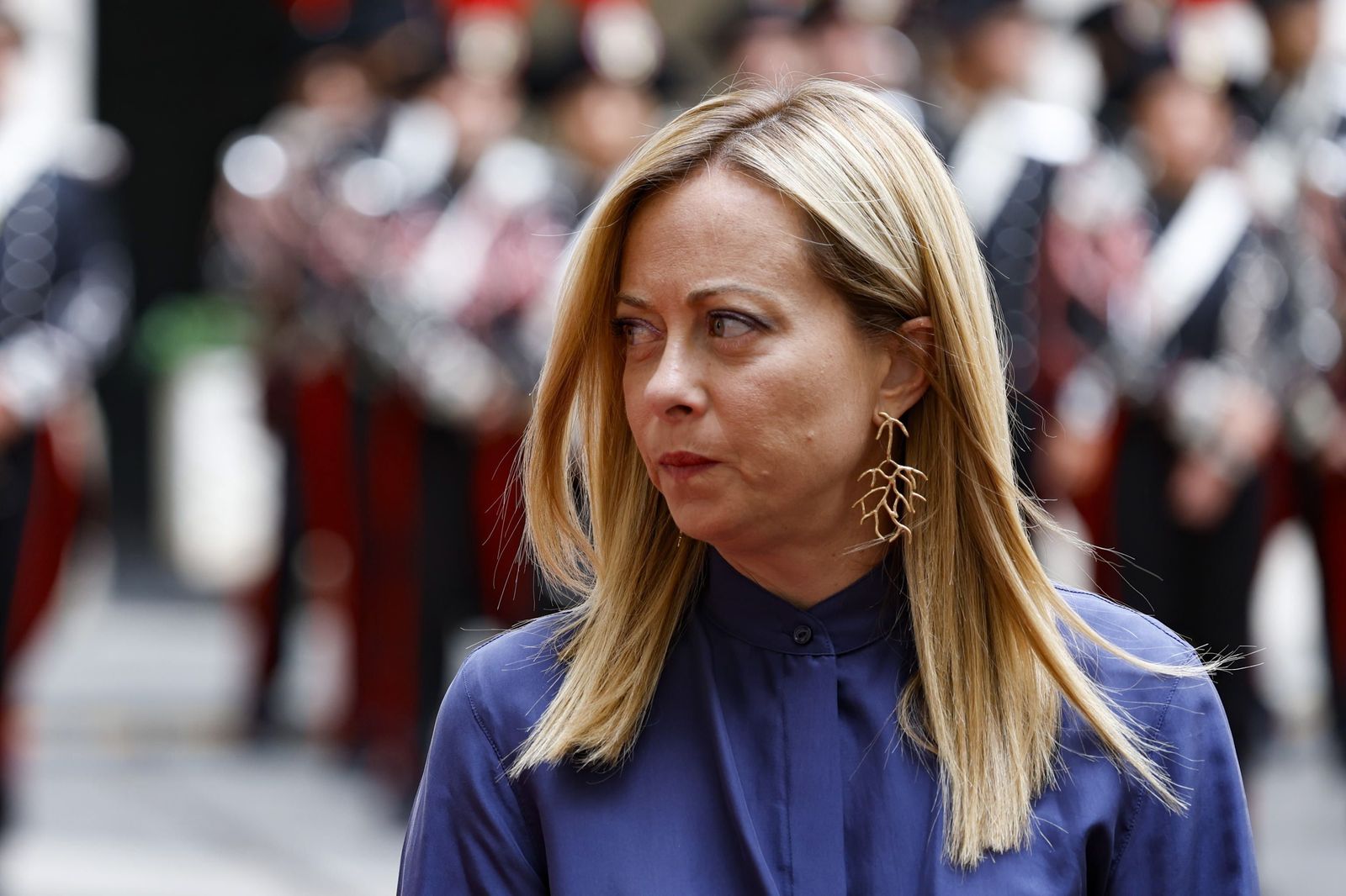 Los partidos de la oposición atacan al Gobierno por la medida.