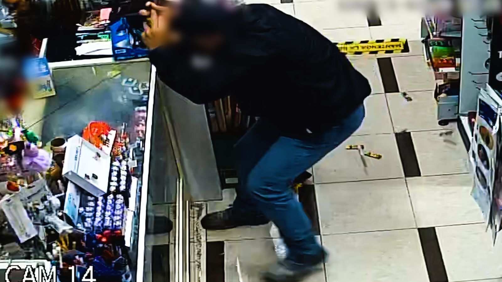 Detienen a un hombre en Tíjola por atracar un comercio con un hacha y el rostro cubierto
