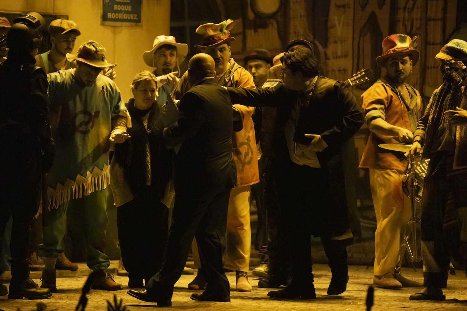 Imágenes de la actuación de la comparsa de Huelva "Los garrapatas" en el Carnaval Colombino