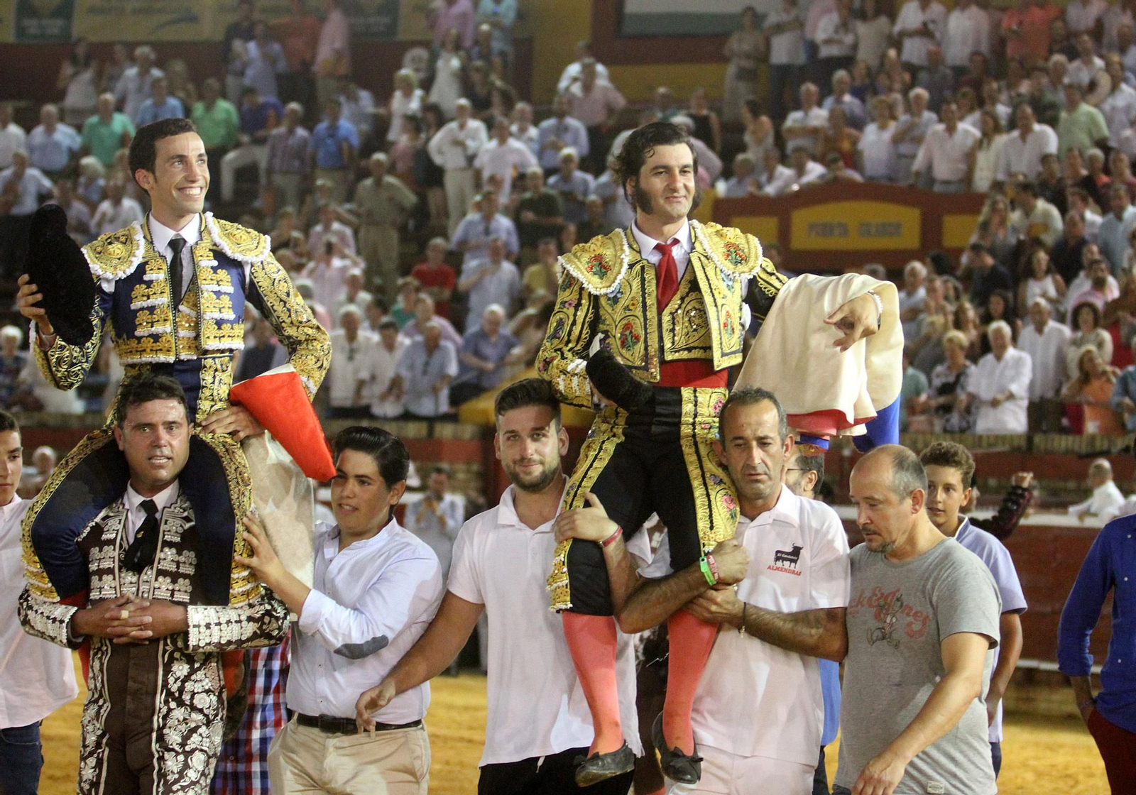 Imágenes de Morante de la Puebla durante la corrida de esta tarde en la Plaza de Toros La Merced