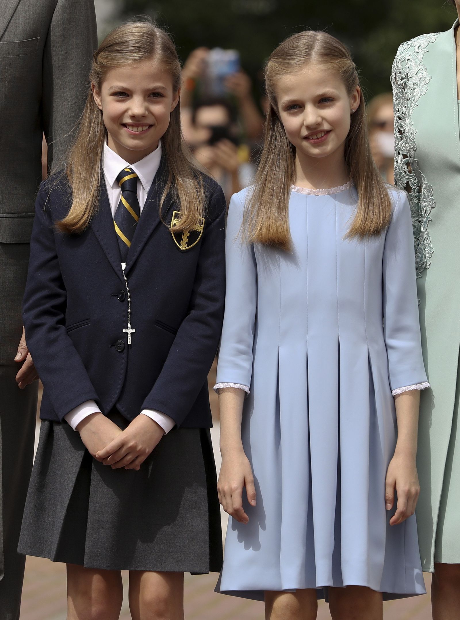La infanta Sofía y su hermana Leonor.