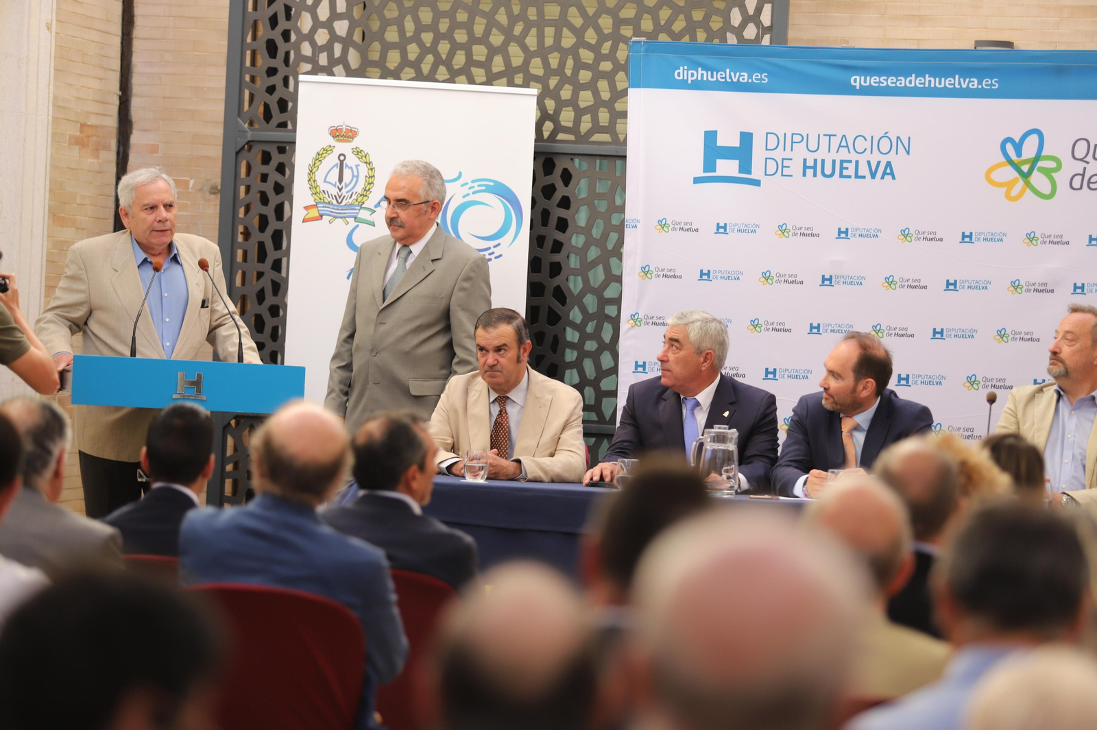 Presentación del cartel oficial conmemorativo de la “XLVII Edición de la Semana Náutica internacional Colombina 2019”