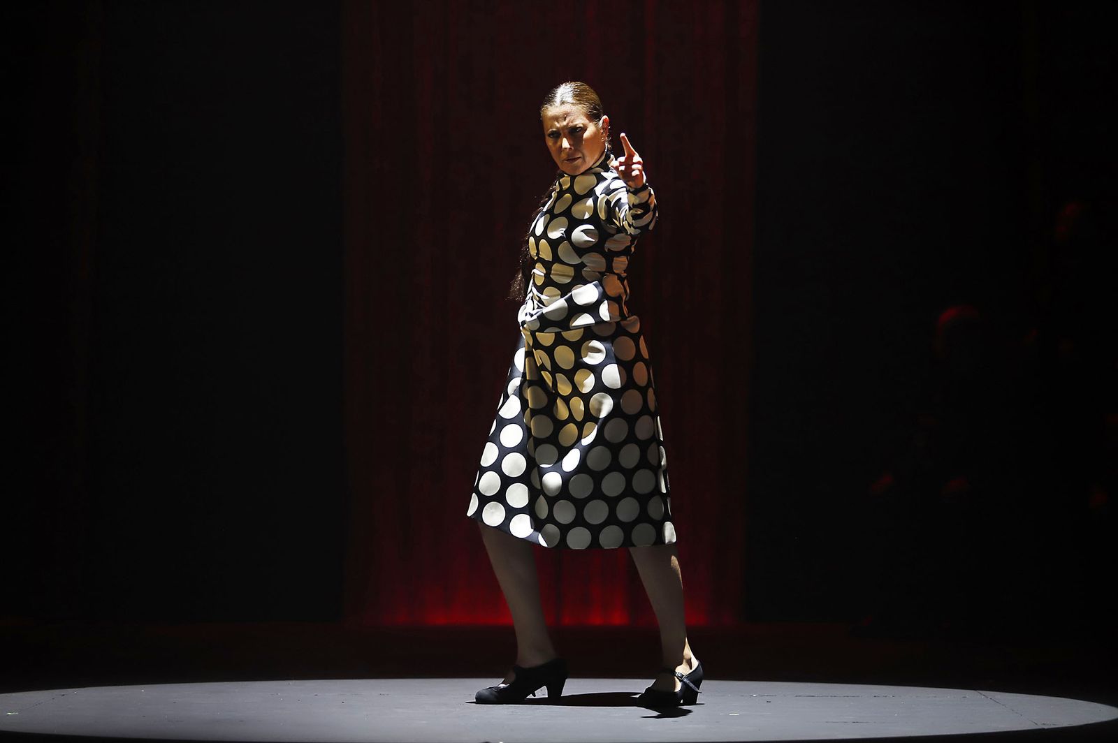 La actuación de Sara Baras en la Casa Colón de Huelva en imágenes