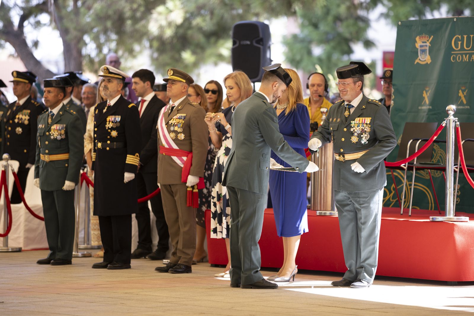 Imágenes de los actos de celebración de la festividad de la patrona de la Guardia Civil, la Virgen del Pilar.