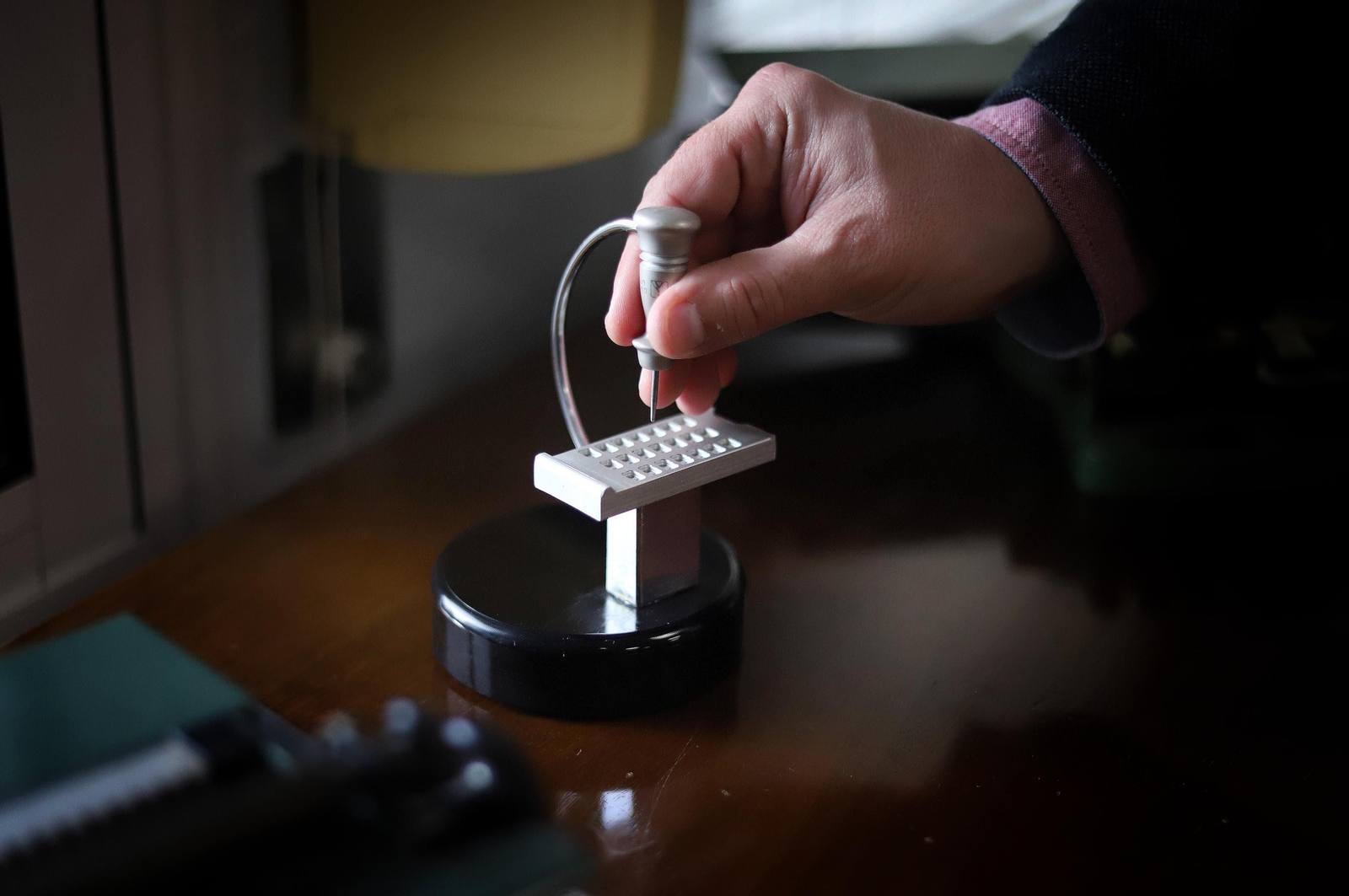 Imágenes de la entrevista a Francisco García Soriano, director de la ONCE en Huelva