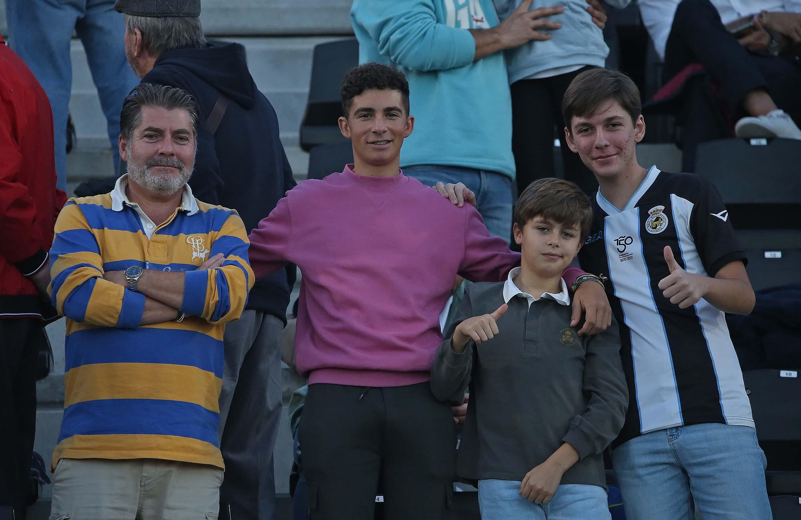 Búscate durante el Balona - Sevilla Atlético en el Ciudad de La Línea