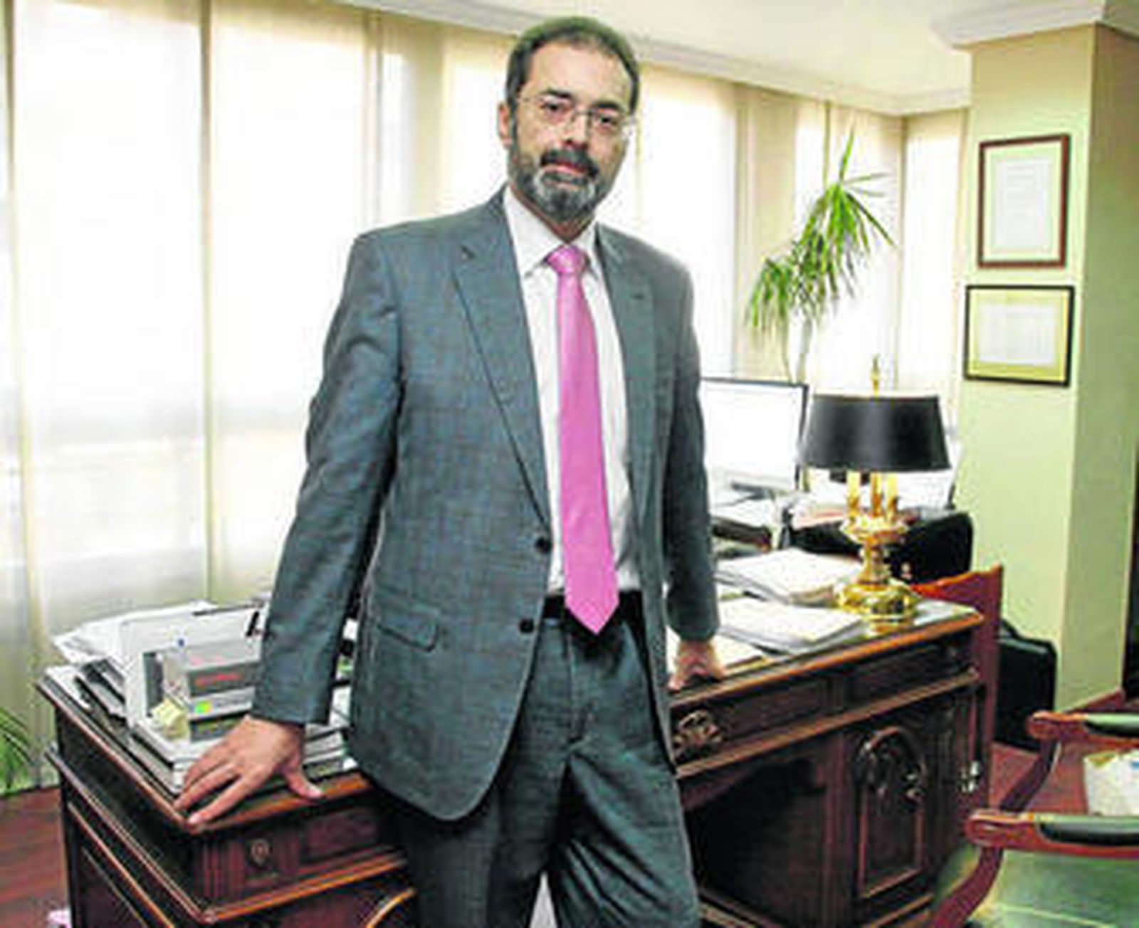 Juan Miguel Cano, en su despacho del Bufete Cano Abogados.