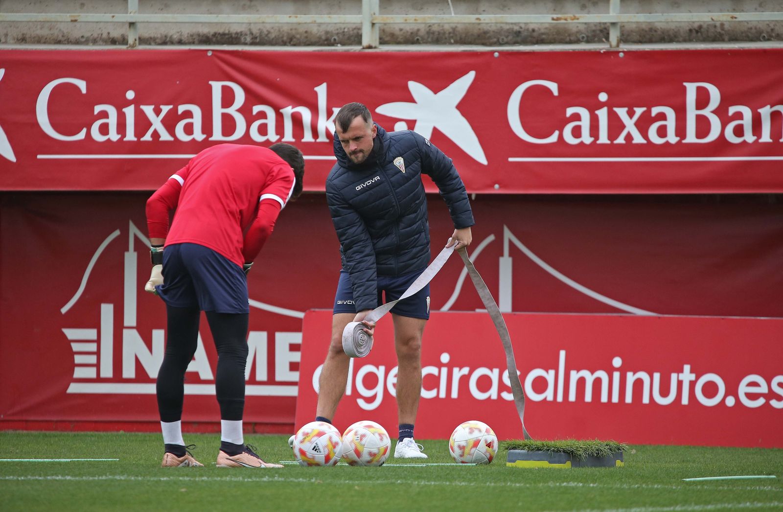 Fotos del entrenamiento del Algeciras CF con el portero Rubén Miño