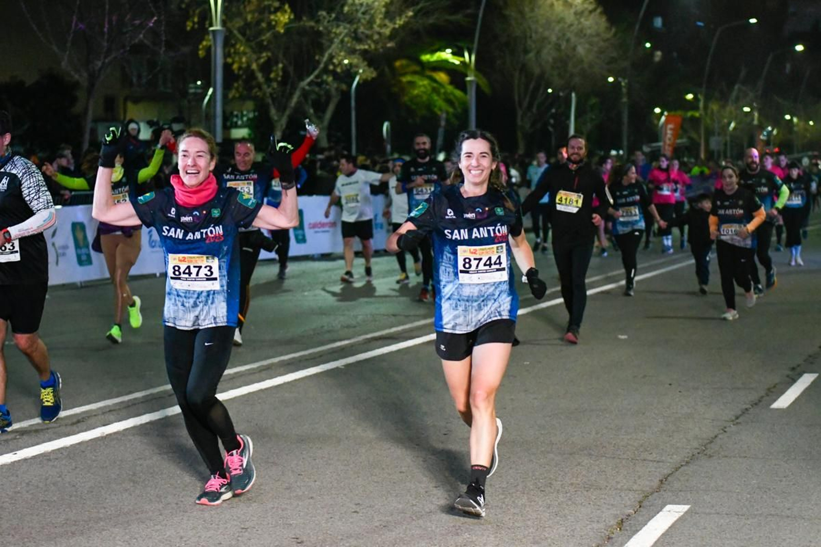 En imágenes: búscate en tu llegada a meta de la Carrera de San Antón 2025 (12)