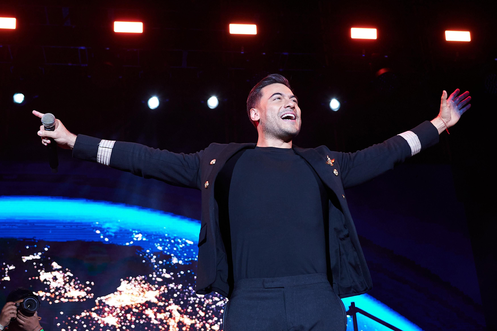 Las fotos del concierto de Carlos Rivera en La Maestranza de Sevilla