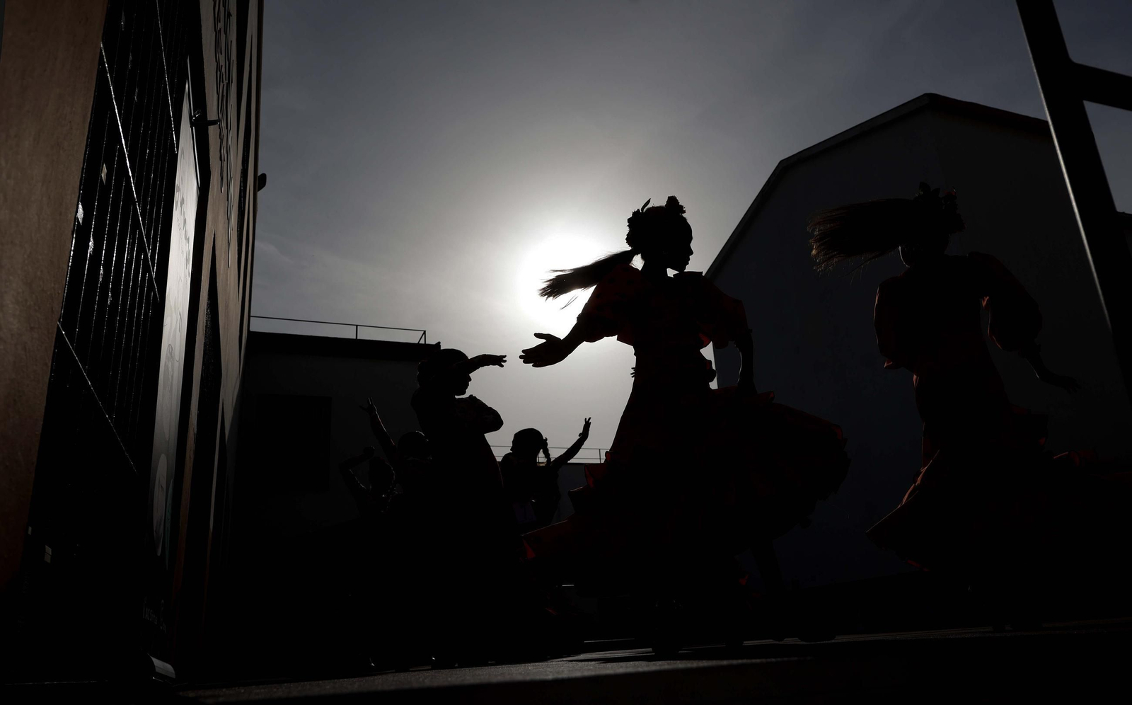 Fotos del I concurso de sevillanas 'Entre Volantes' en Algeciras