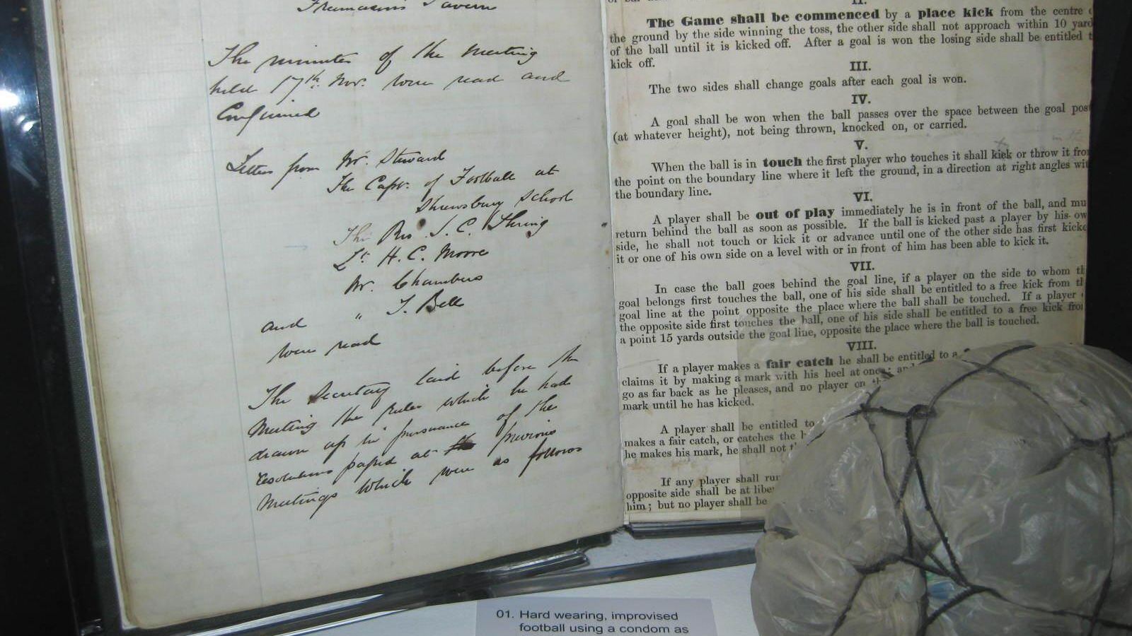 Reglamento original con las reglas del juego en 1863.