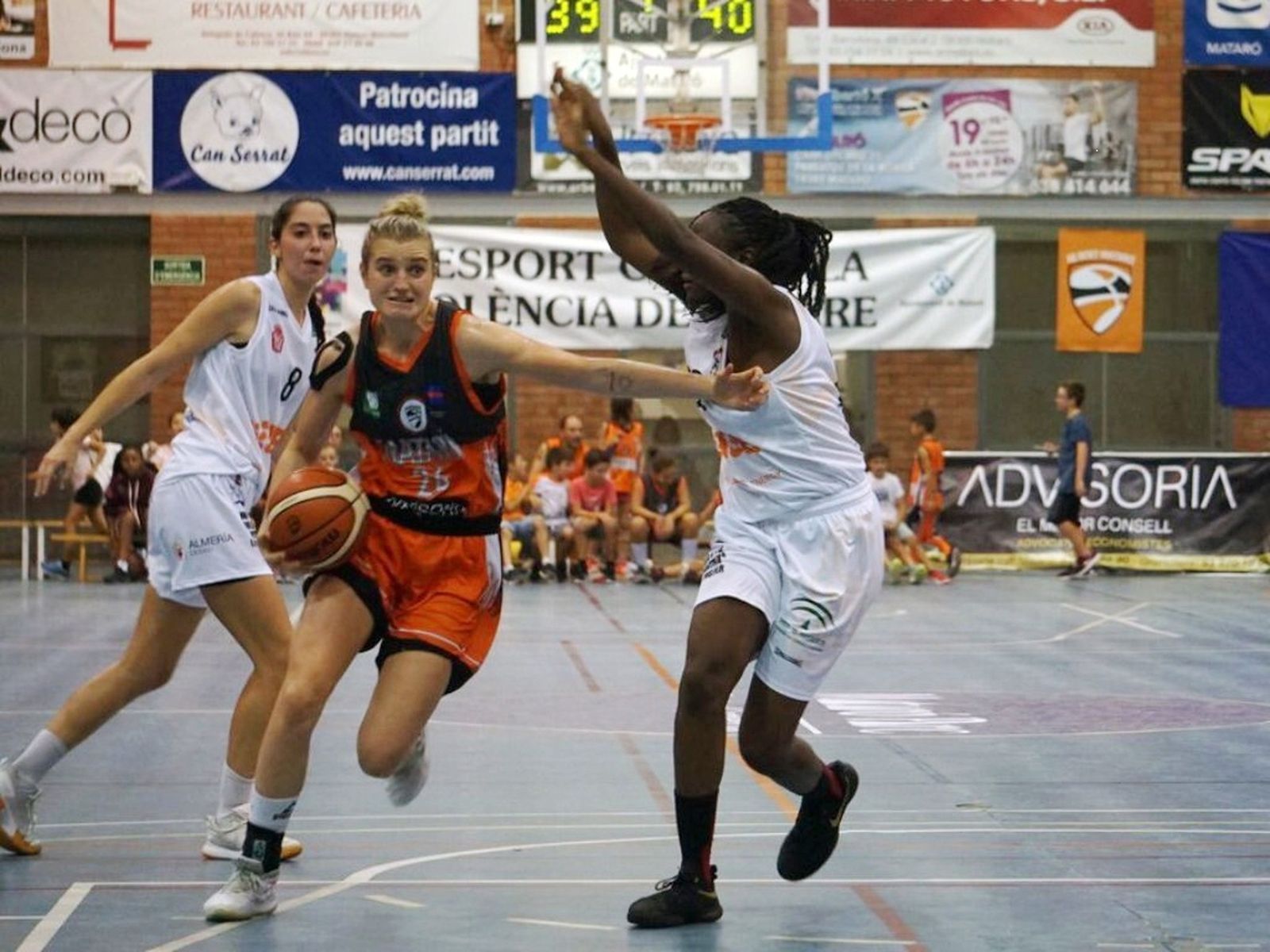 Los problemas burocráticos han mermado al ISE en el inicio liguero