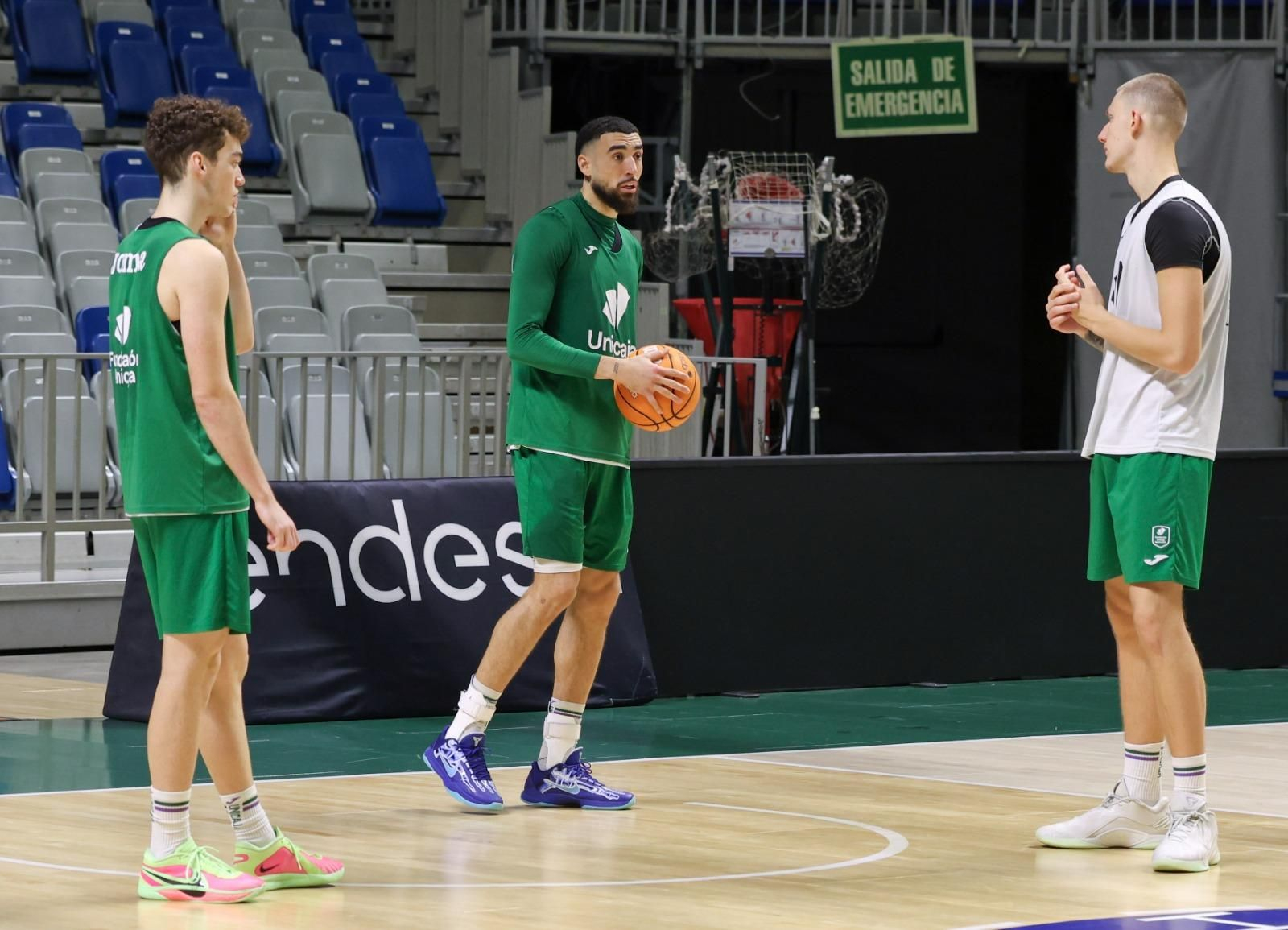 Chris Duarte, confidencias con Manu Trujillo y Butajevas