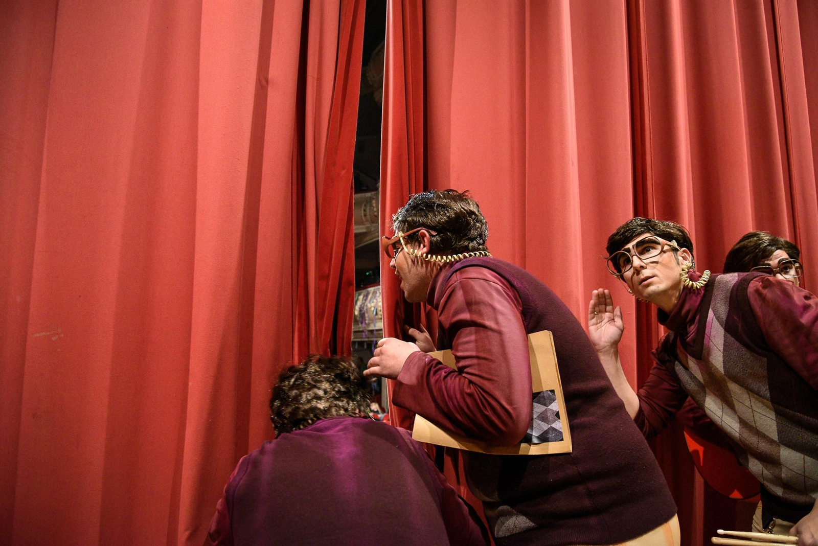 Imágenes de la chirigota Carmelo "El Wikipedia"