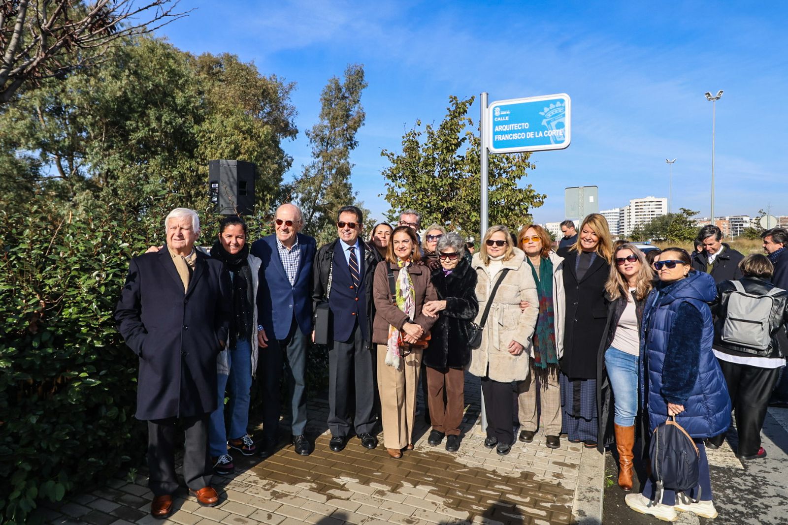 Fotografías de la rotulación de la calle Arquitecto Francisco de la Corte