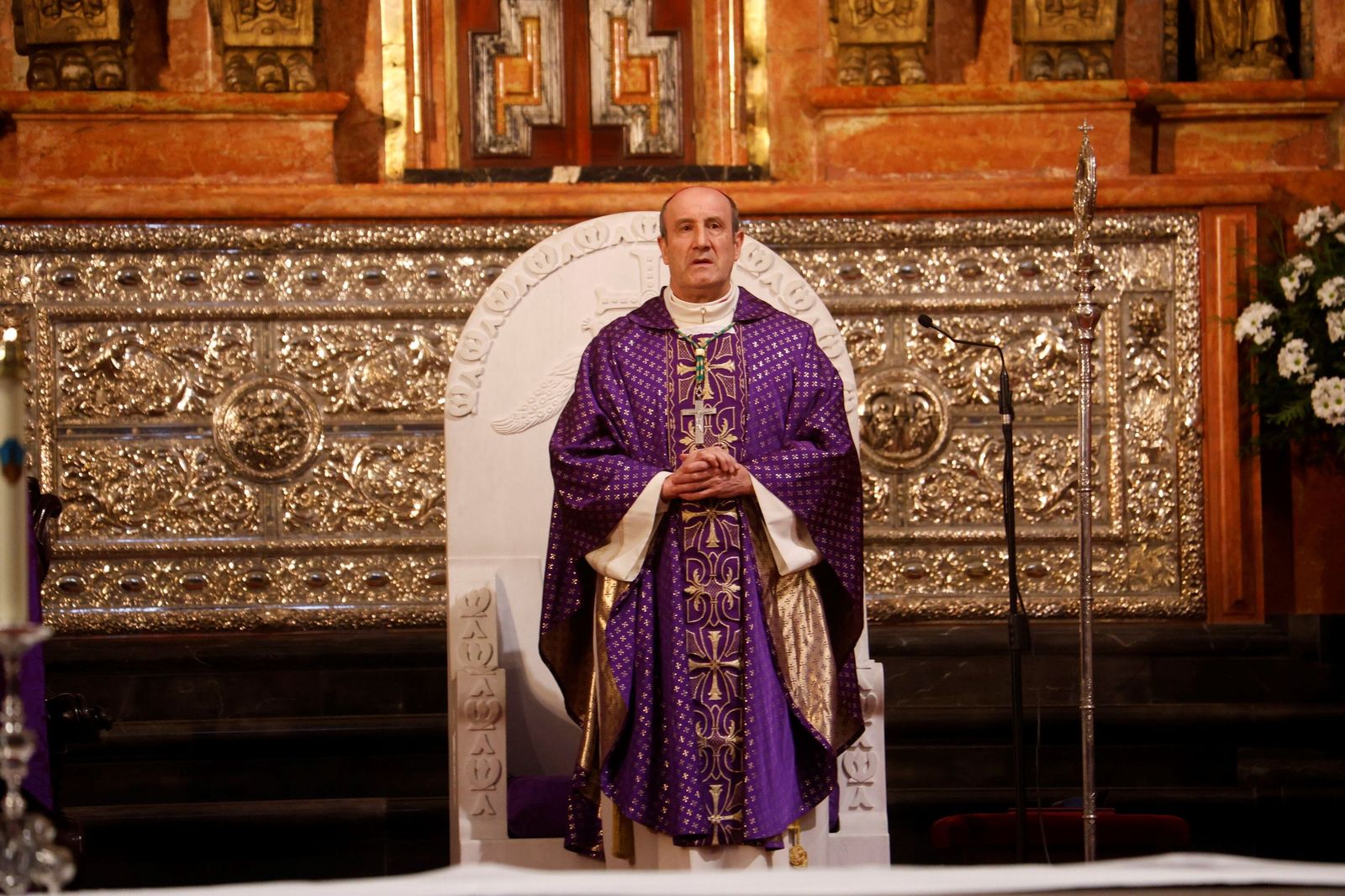 Las imágenes del funeral en Córdoba por las víctimas de la tragedia de Adamuz