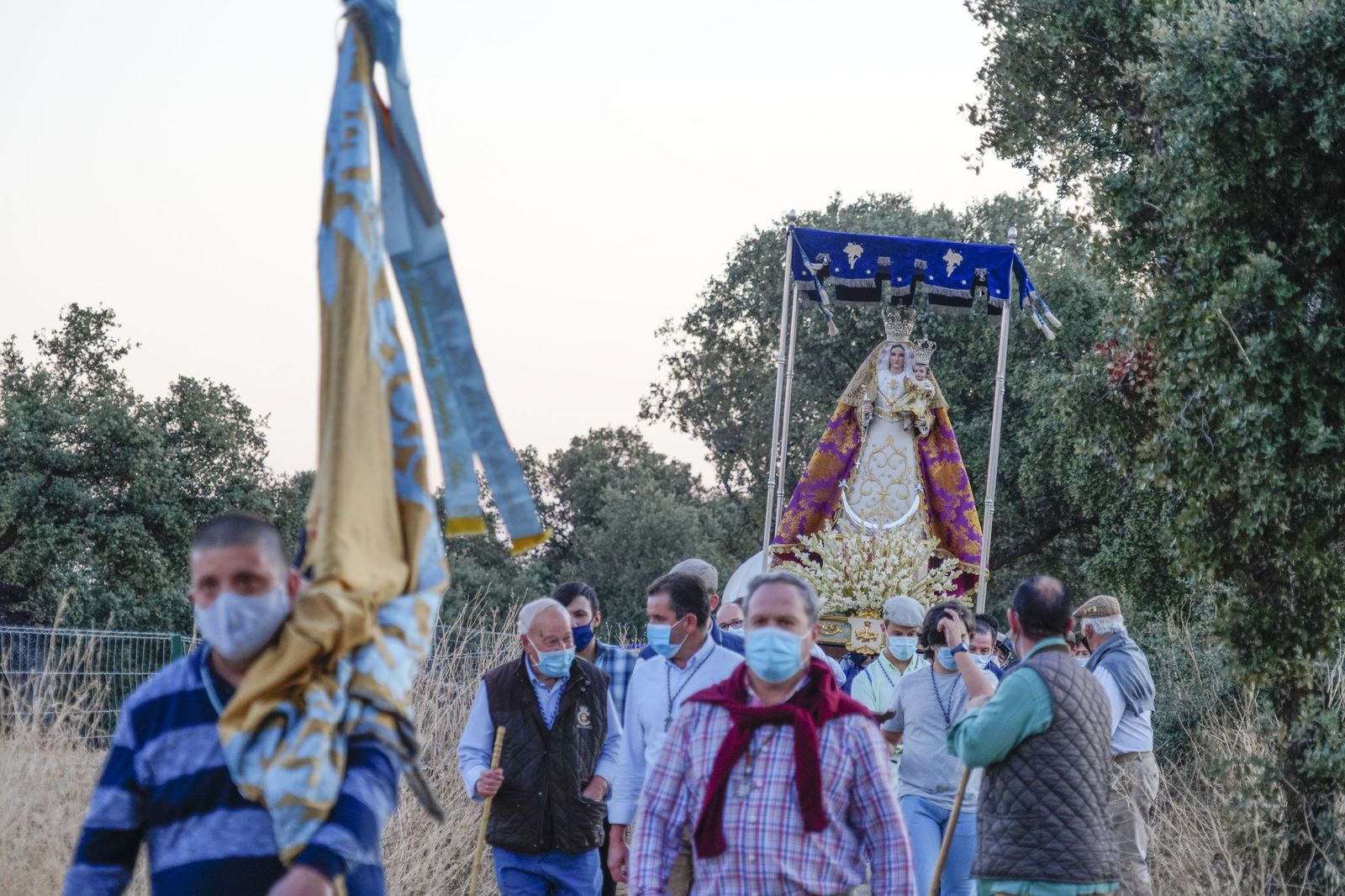 Las fotografías del traslado de la Virgen de Luna al santuario de La Jara