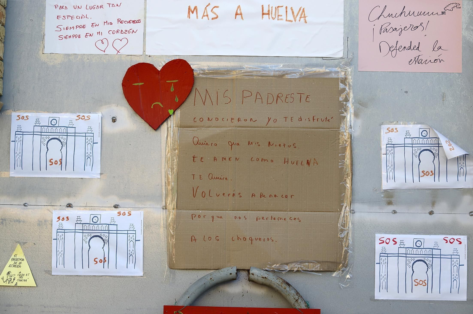 Imágenes de la antigua estación de tren de Huelva tras el incendio