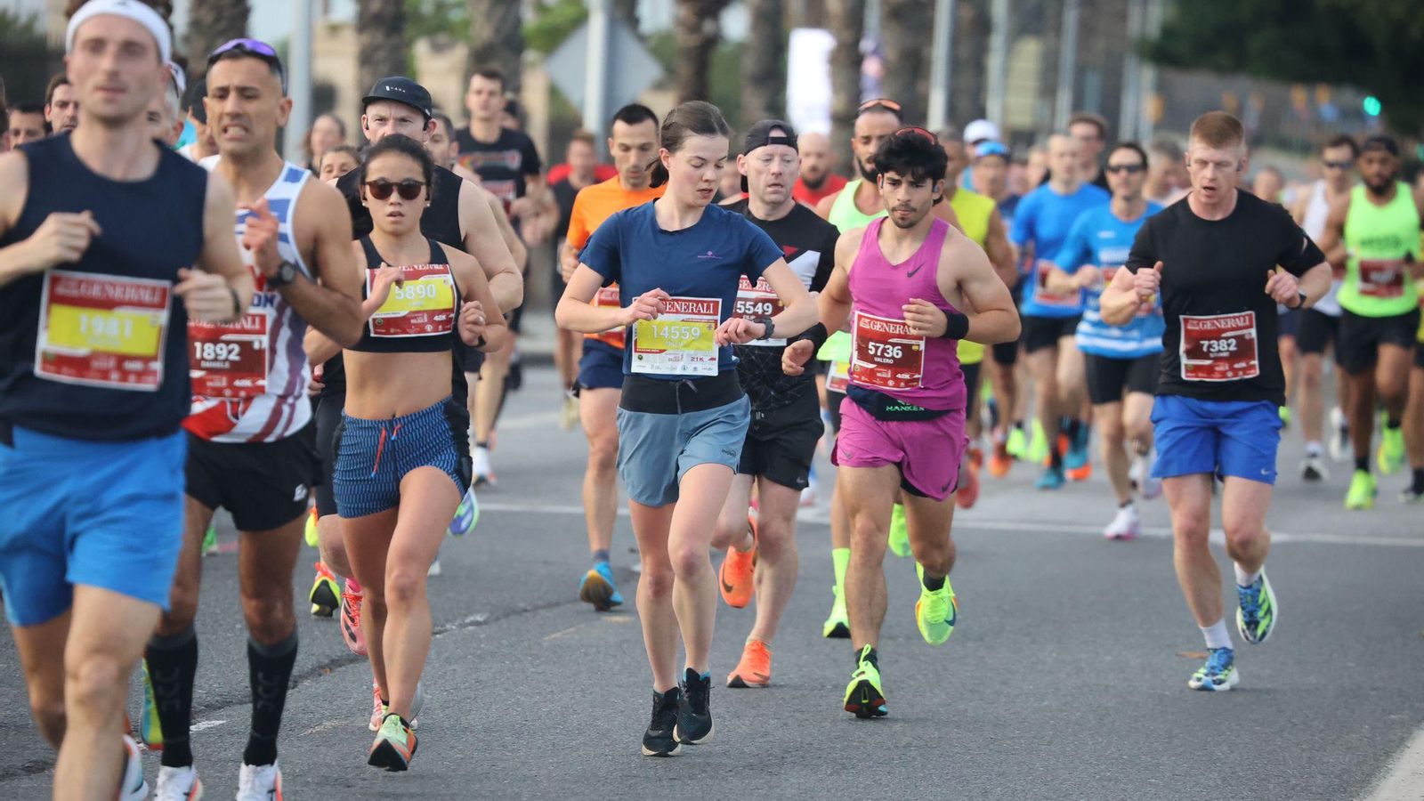 Las mejores fotos de la Maratón de Málaga 2024