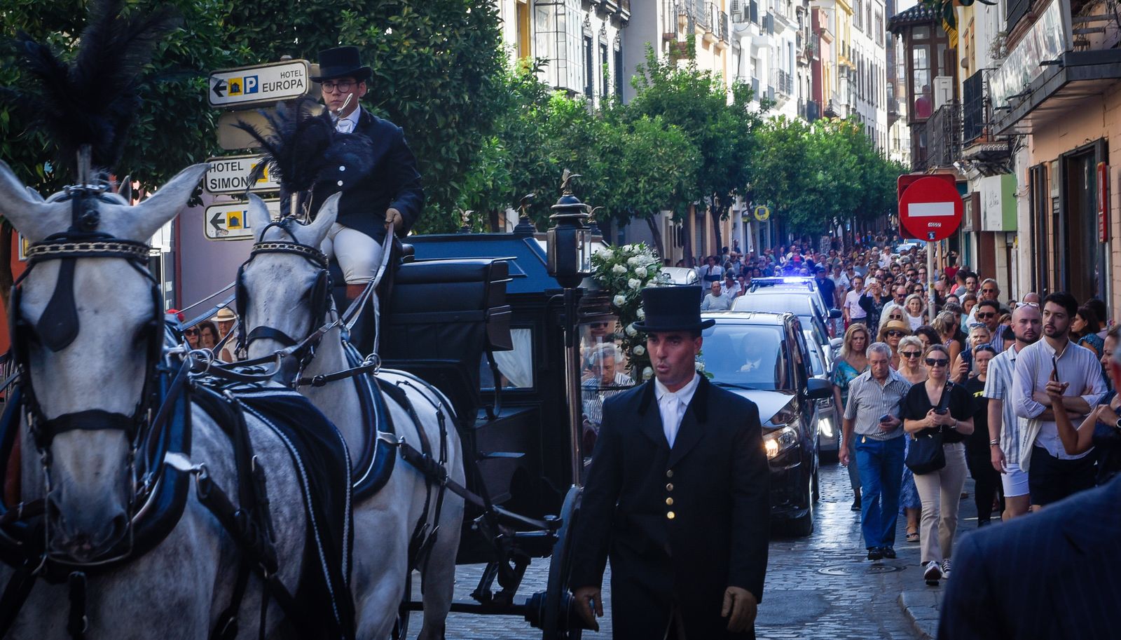 La despedida de Triana a María Jiménez, en imágenes